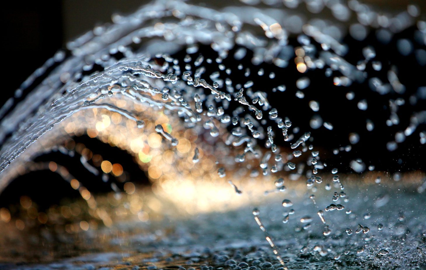 Fountain Water Splashing